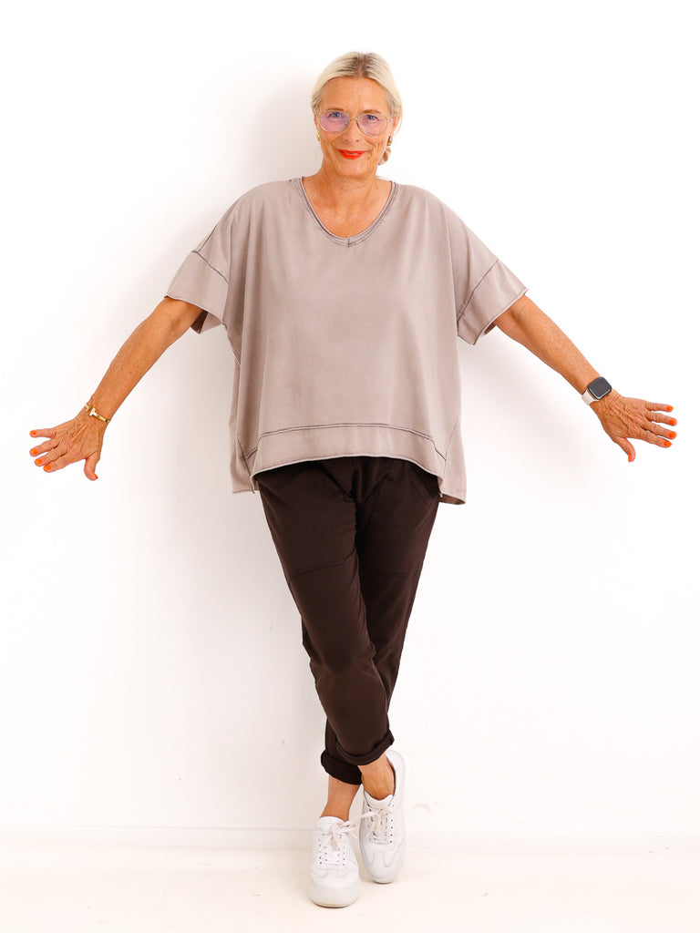 Oversize V-Neck T-Shirt JANICE.S – Premium Baumwolle – Rollsaum – Gr. 38-44