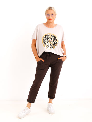 Lässiges Oversize-Shirt MELISSA.S – Leo-Peace mit edlem Goldglanz