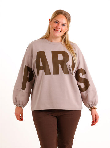 Oversize Sweatshirt TESSA – PARIS Statement-Print über Front & Ärmel – Gr. 40–46