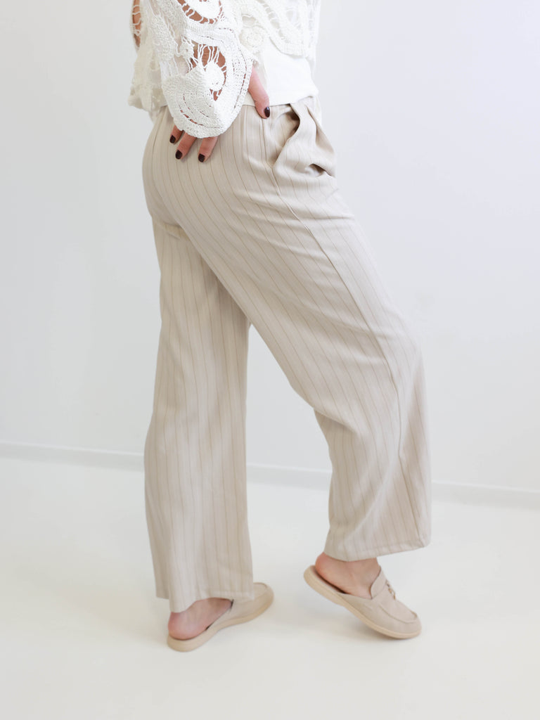 NINO Marlene Hose - dezent gestreift