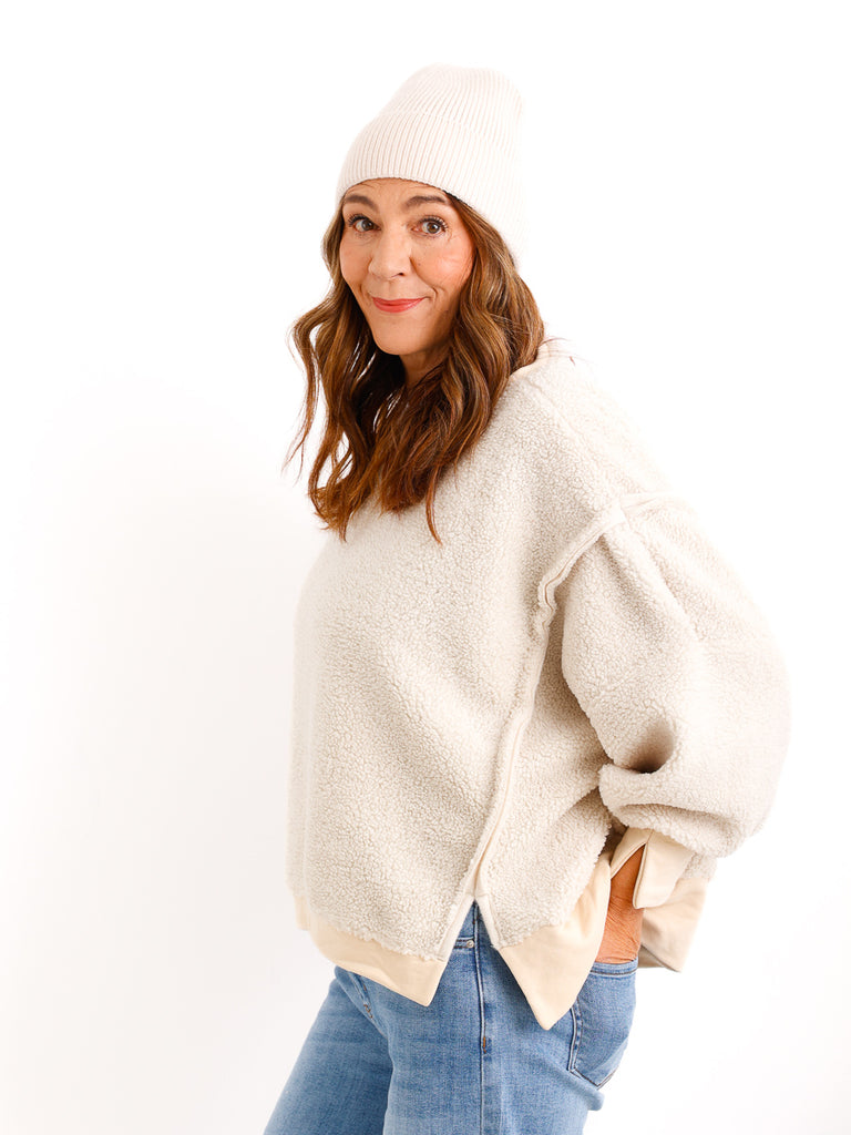 TINA Oversize Teddy Pullover - offwhite