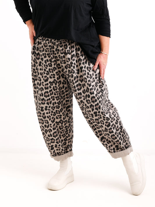 TOM Curvy Size Hose leo - beige / schwarz