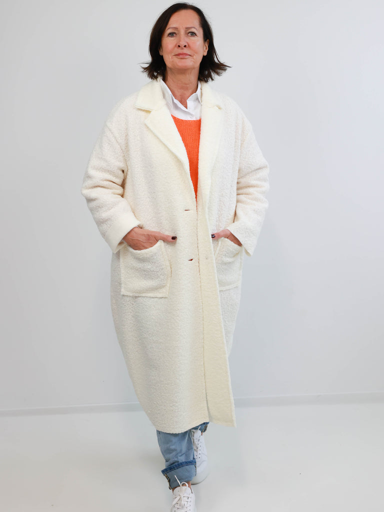 CASSY XXL Bouclé Mantel - wollweiß