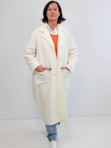 CASSY XXL Bouclé Mantel - wollweiß
