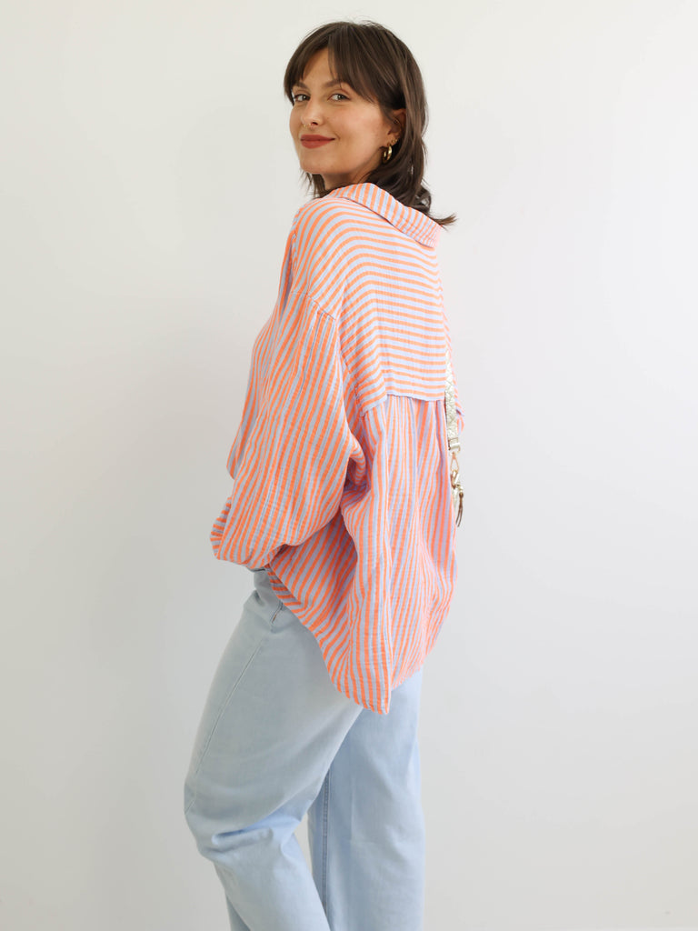 ANNA Oversize Musselin Bluse - blau / orange - gestreift