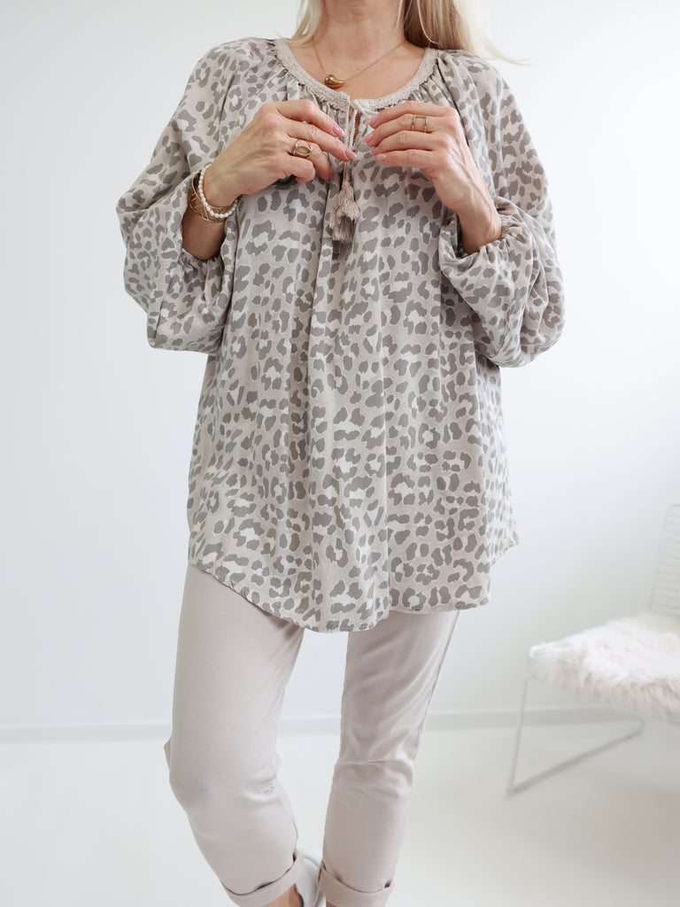 LEONIE Plus Size Bluse -  verschiedene Farben