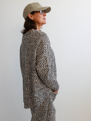 THEA Oversize Sweater - leo