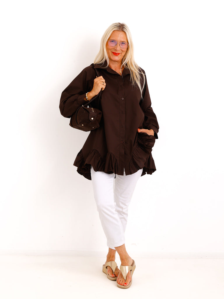 Bluse NOLA.S – Feminine Bluse mit verspieltem Rüschenabschluss – Gr. 36–44