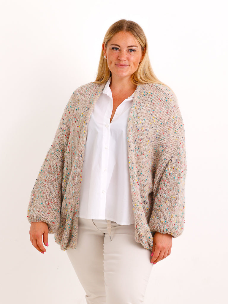 Curvy Strickjacke LIORELLE – Leichter Oversize-Strick mit Herz – Gr. 44-54