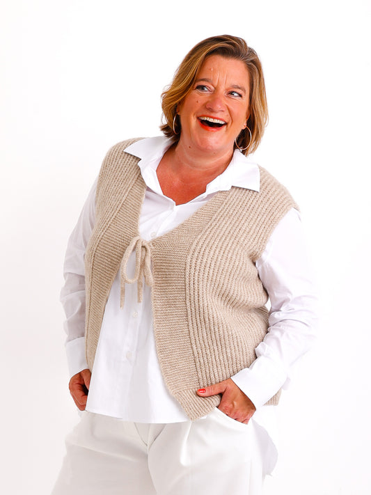SASKIA Strickweste - verschiedene Farben