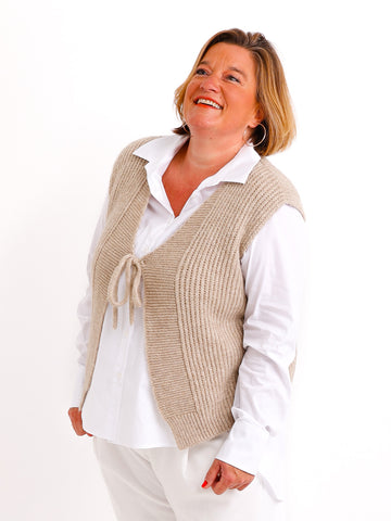 SASKIA Strickweste - verschiedene Farben
