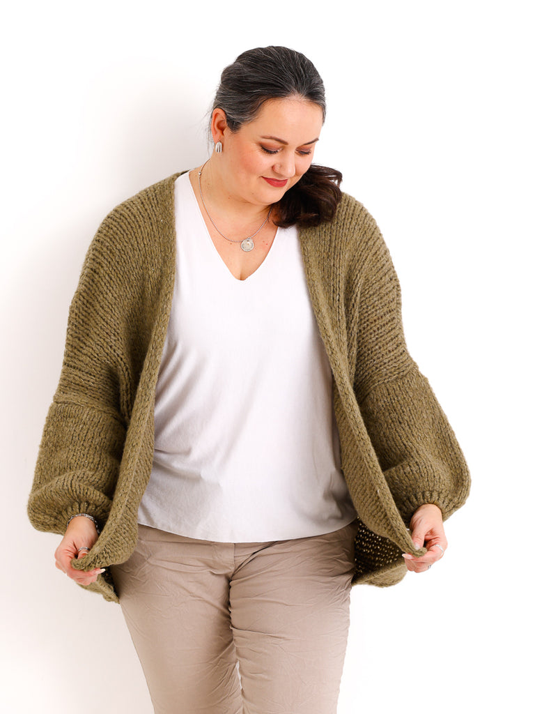 HERZCHEN Cardigan | Curvy One Size 42-48
