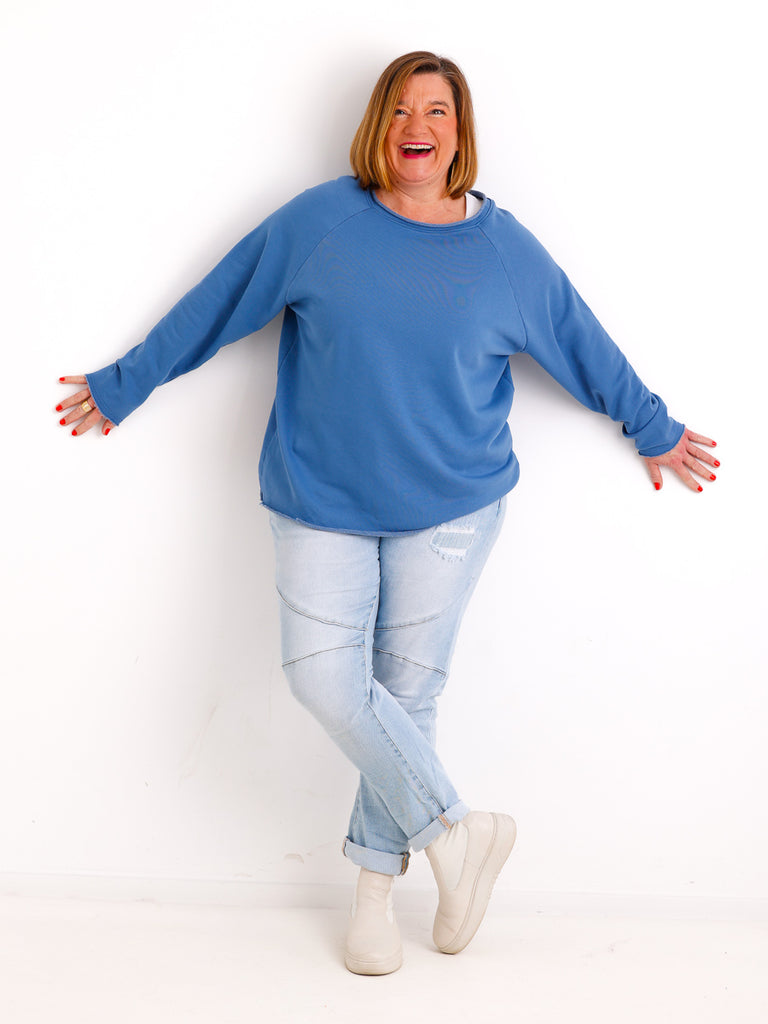 ANIRI Sweatshirt | One Size 36-44