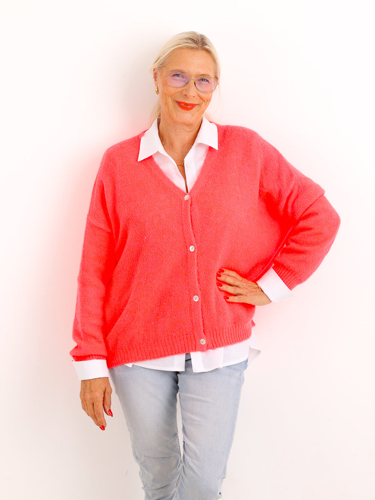 Strickjacke ENELI – Kuscheliger Alpaka-Mix mit Perlmuttknöpfen – Gr. 38–44