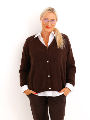 Strickjacke ENELI – Kuscheliger Alpaka-Mix mit Perlmuttknöpfen – Gr. 38–44
