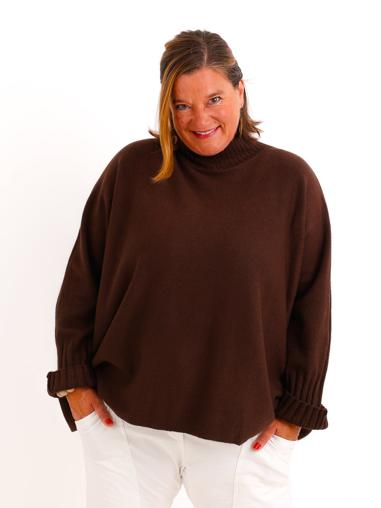 Oversize Pullover AVELIN – Glattstrick mit geripptem Turtleneck – Gr. 44–50