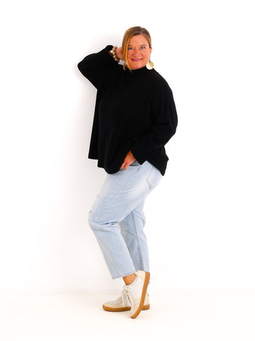 Oversize Pullover AVELIN – Glattstrick mit geripptem Turtleneck – Gr. 44–50