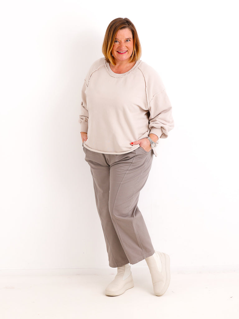 LEONI Sweatshirt | One Size 38-48