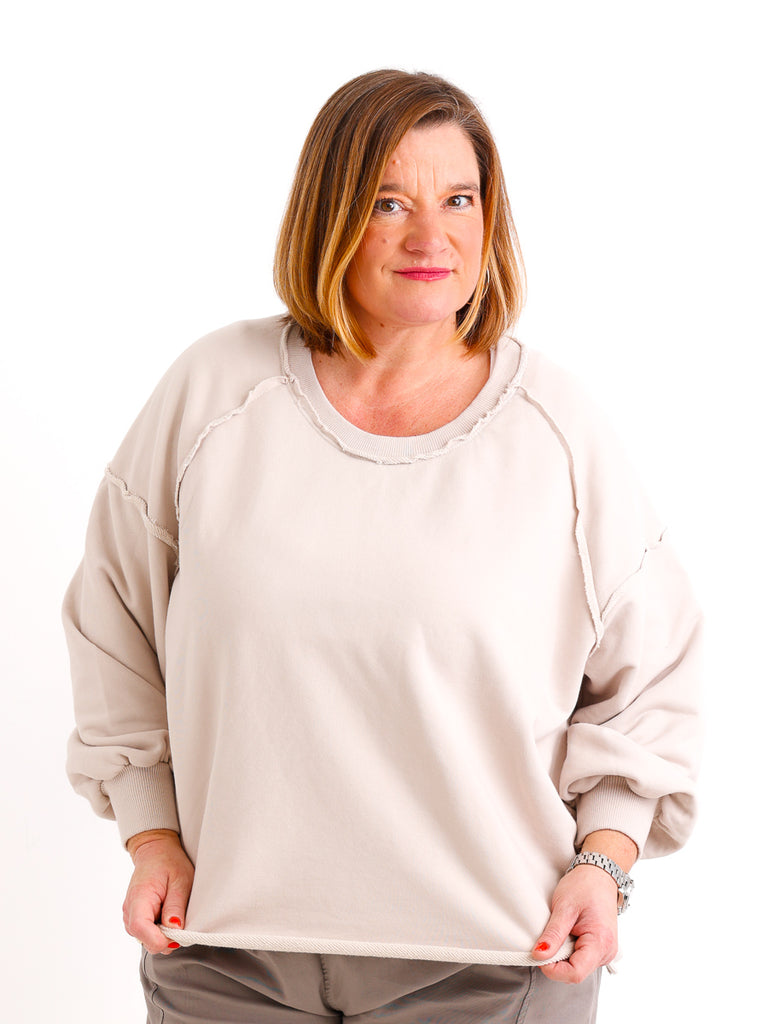 LEONI Sweatshirt | One Size 38-48