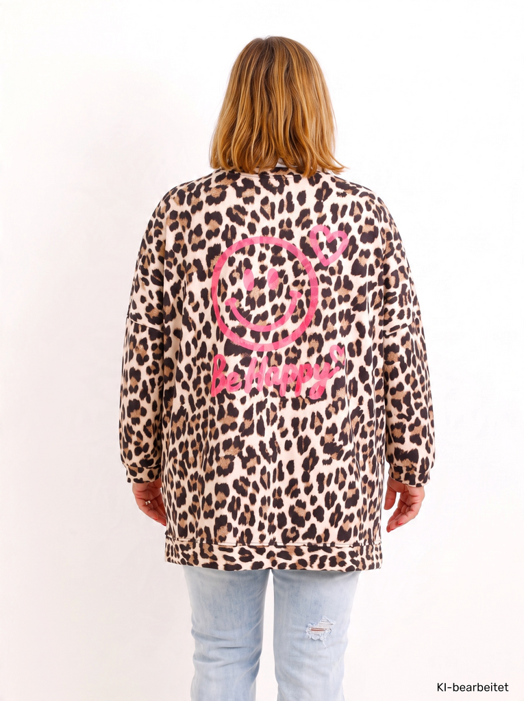Curvy Size Sweatshirt JANELIE – Leo-Look mit BE HAPPY Statement-Print – Gr. 46–58