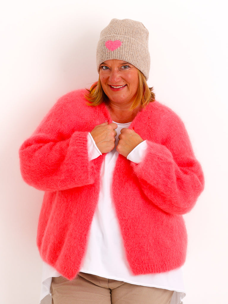 Strick-Beanie LISELLE – Softer Rippstrick mit Statement-Herz