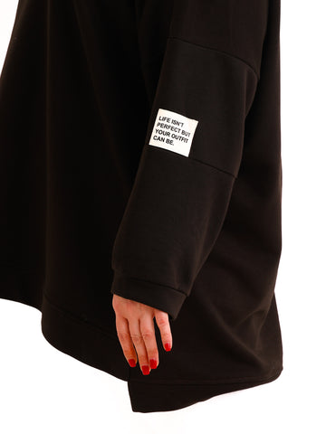 Curvy Size Sweatshirt MAILYS – Extra langer Oversize-Schnitt mit Patch-Details – Gr. 46–56