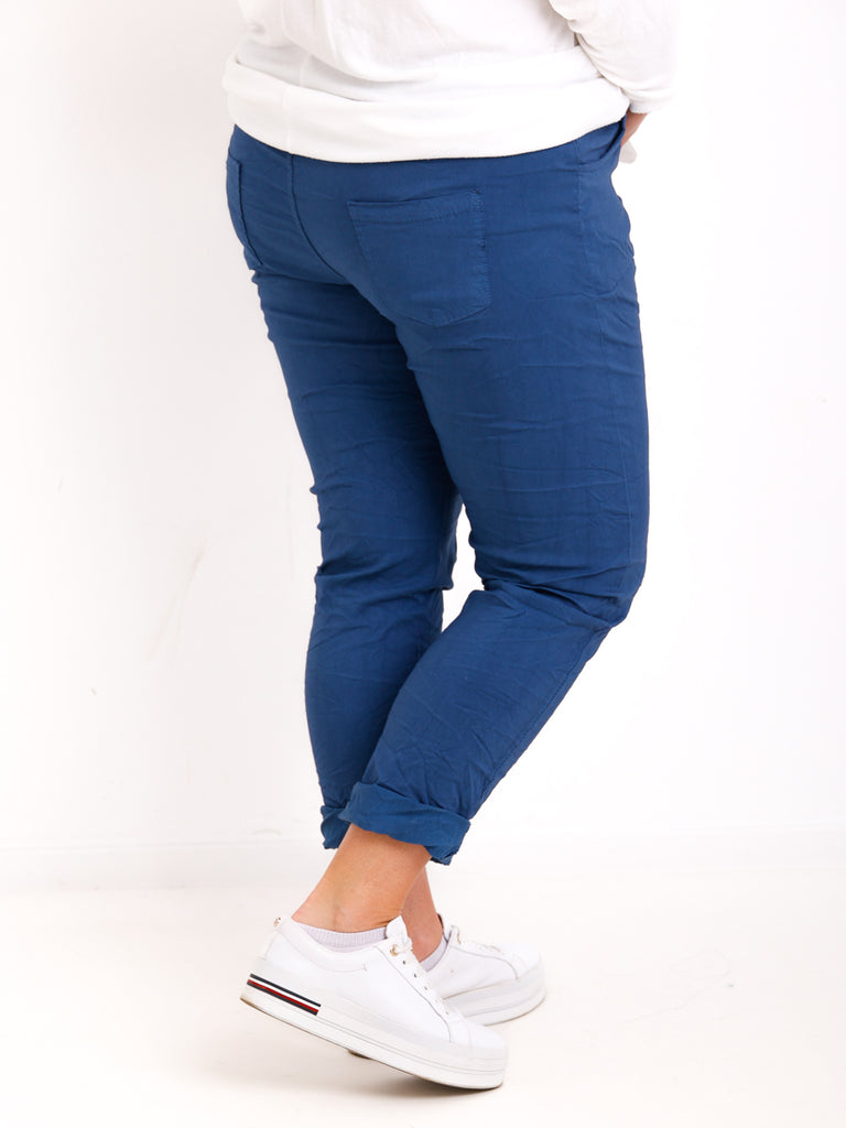 BESSIE Curvy Size Jogpants – Komfort & Style in vielen Farben