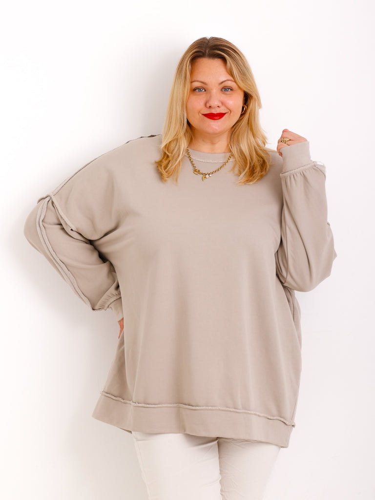 SURI Curvy Size Sweater - verschiedene Farben