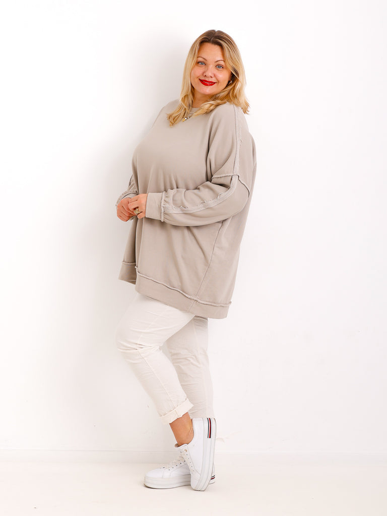 SURI Curvy Size Sweater - verschiedene Farben