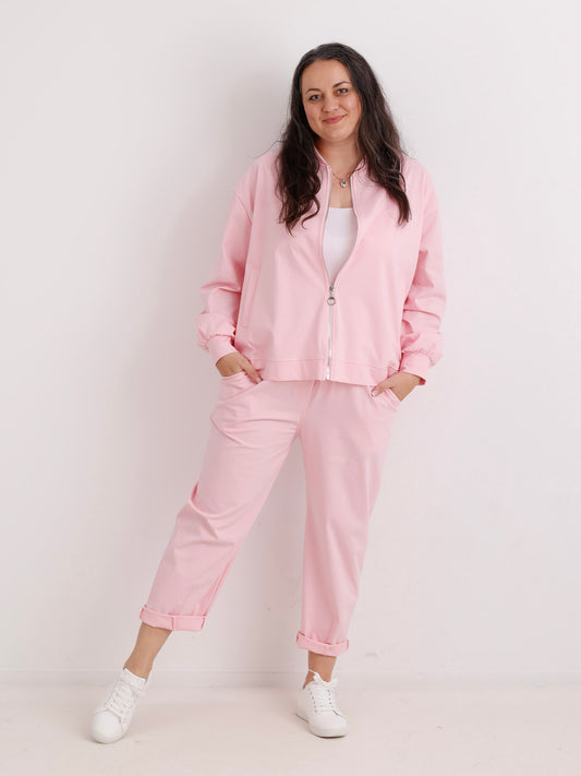Curvy Jersey-Zweiteiler LANA.S – Bomberjacke & Utility-Hose – Gr. 42-48/50