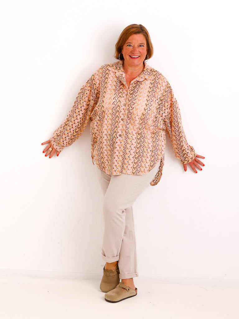 Oversize Ajour-Bluse NAOMI.S – Feine Lace-Struktur – Fließender Fall – Gr. 38-48