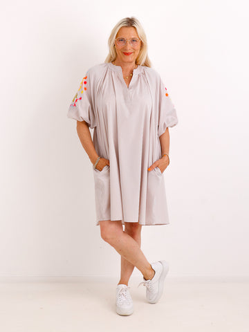 Blusenkleid MELINDA.S – Florale Stickerei  – Gr. 38-46