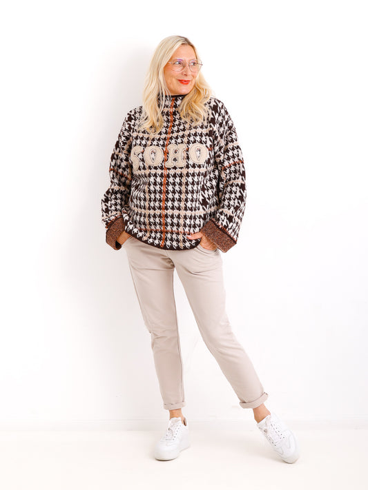 BABETTE Oversize Pullover - Schriftzug beige