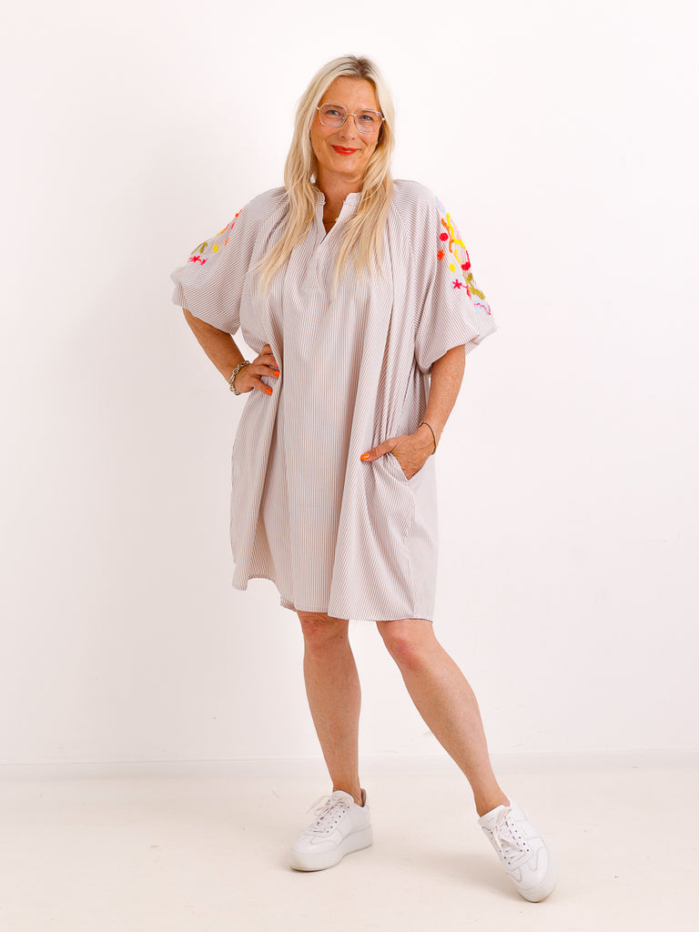 Blusenkleid MELINDA.S – Florale Stickerei  – Gr. 38-46