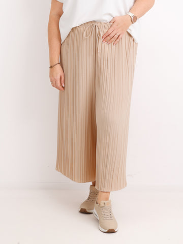 LEVI Plissee Hose | Curvy One Size 40-48