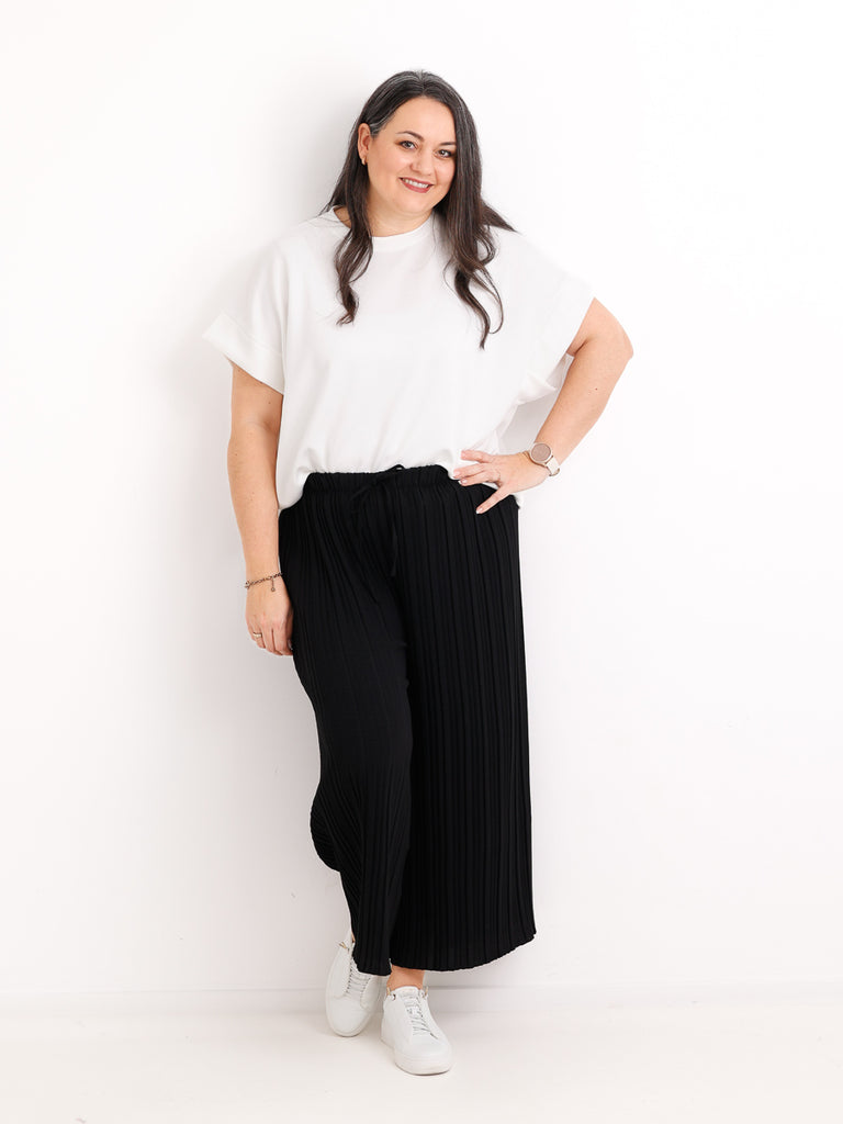 LEVI Plissee Hose | Curvy One Size 40-48