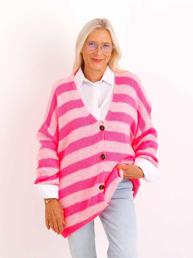 Curvy Size Strickjacke NELE.S – Zeitloser Ringel-Look – Gr. 42–50