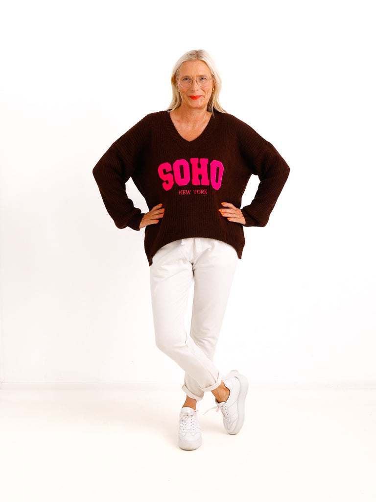 Oversize Strickpullover FLORINA.S – V-Ausschnitt & SOHO-Design – Gr. 38–44