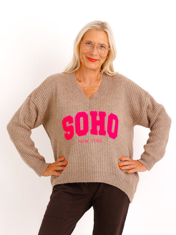 Oversize Strickpullover FLORINA.S – V-Ausschnitt & SOHO-Design – Gr. 38–44