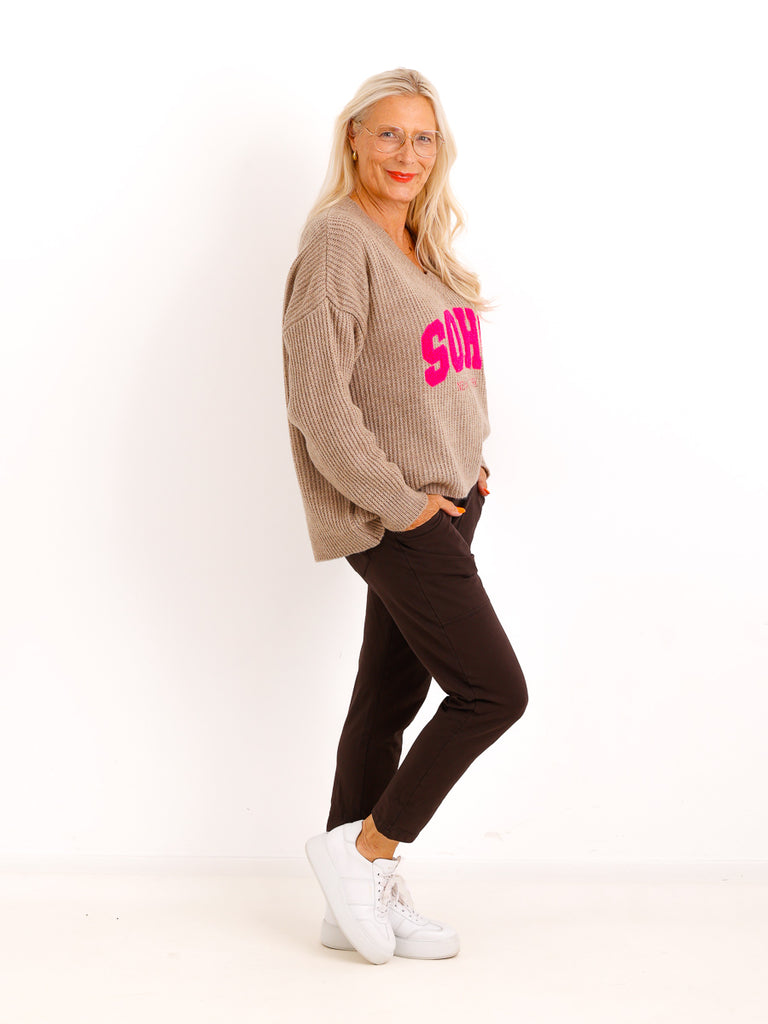 Oversize Strickpullover FLORINA.S – V-Ausschnitt & SOHO-Design – Gr. 38–44