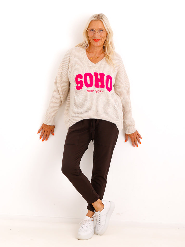 Oversize Strickpullover FLORINA.S – V-Ausschnitt & SOHO-Design – Gr. 38–44