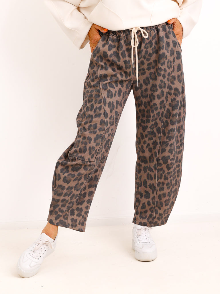 Hose DELVANO – Leo-Look mit lässiger Barrel-Silhouette – Gr. 36–42