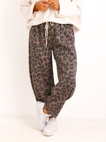 Hose DELVANO – Leo-Look mit lässiger Barrel-Silhouette – Gr. 36–42