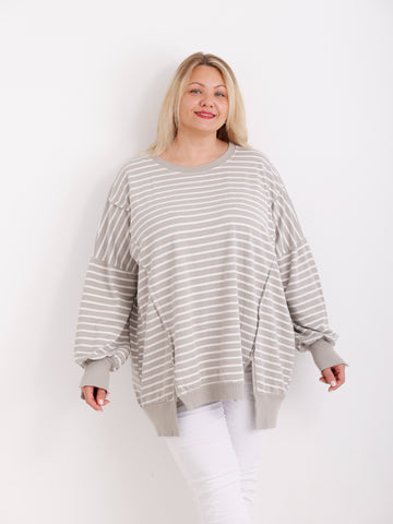 ROMY Sweater Curvy Fit – langer Plus Size Pullover in Beige/Offwhite