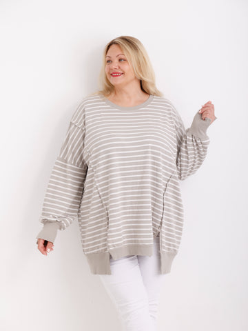ROMY Sweater Curvy Fit – langer Plus Size Pullover in Beige/Offwhite