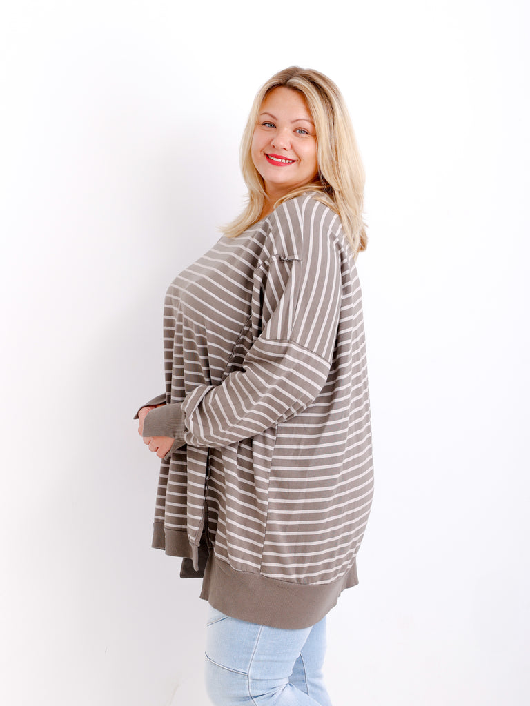 ROMY Curvy Size Sweater – langer Plus Size Pullover in Taupe/Beige